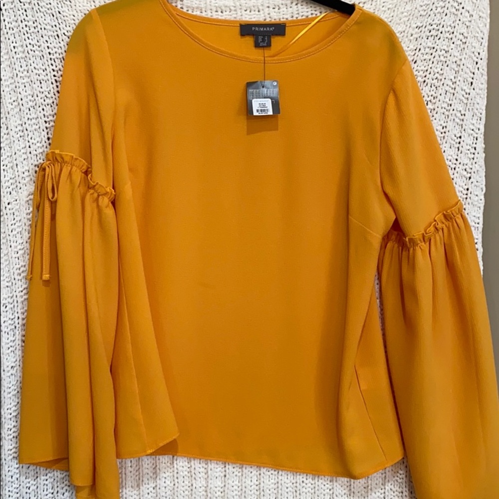 Mustard top